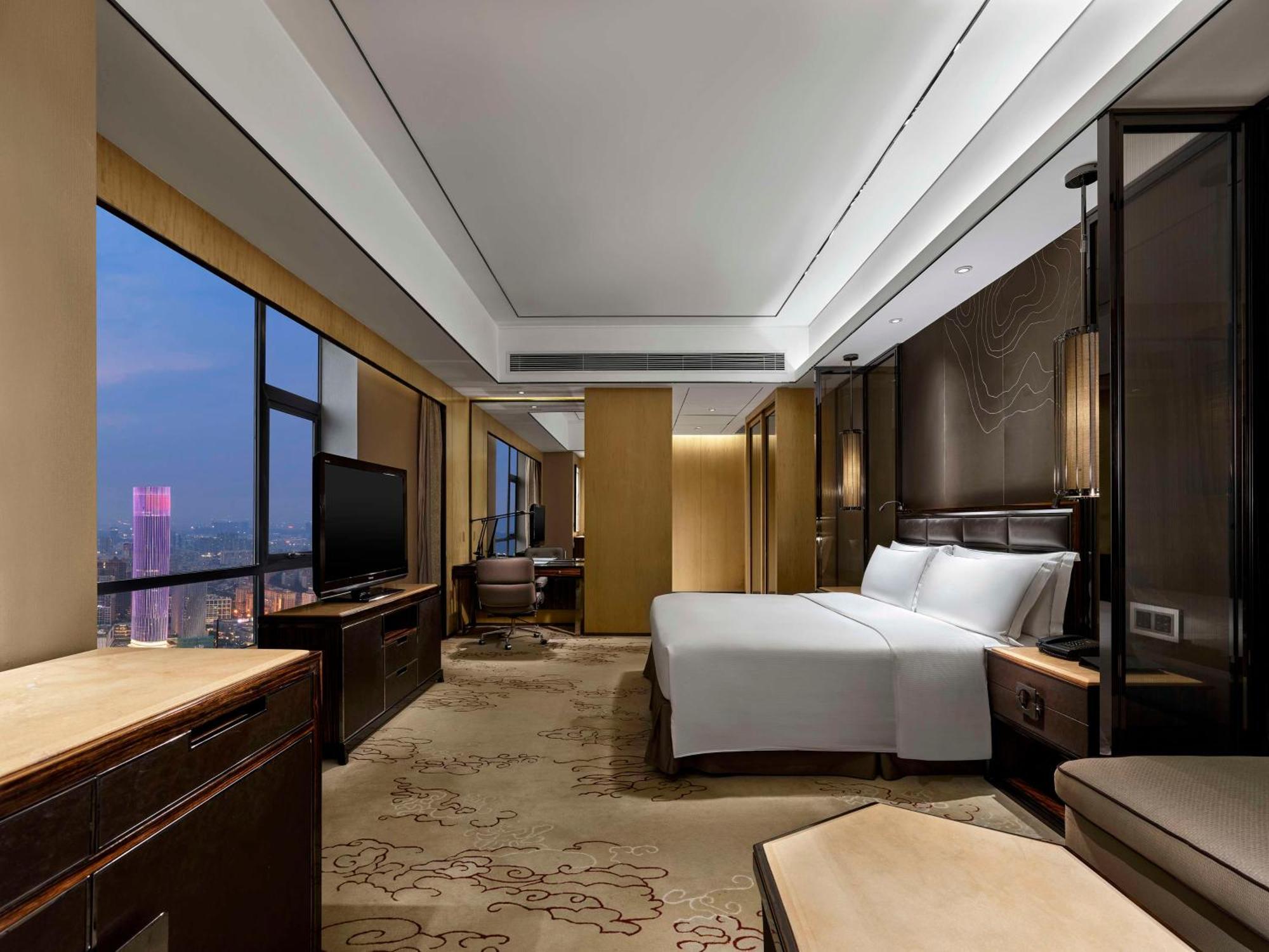 Hilton Zhongshan Downtown Екстериор снимка