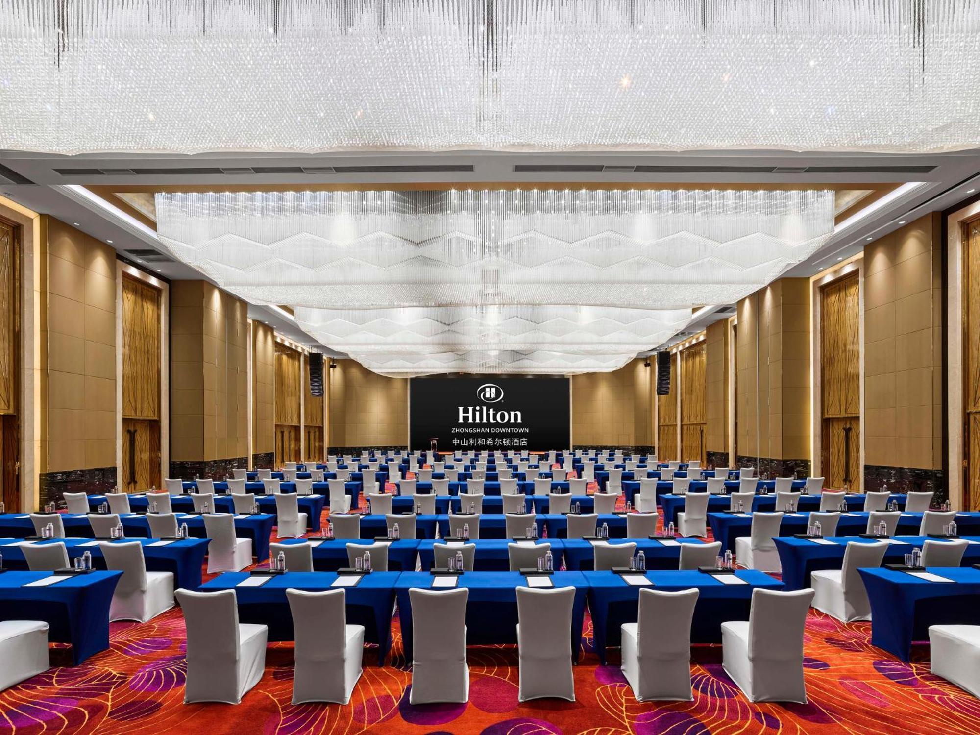 Hilton Zhongshan Downtown Екстериор снимка